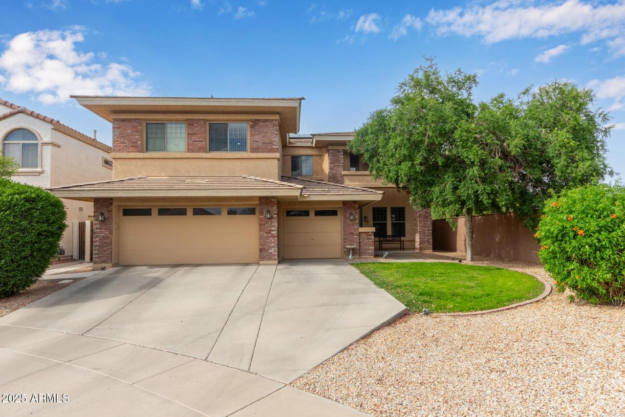 15910 W Shangri La Rd., Surprise, AZ 85379