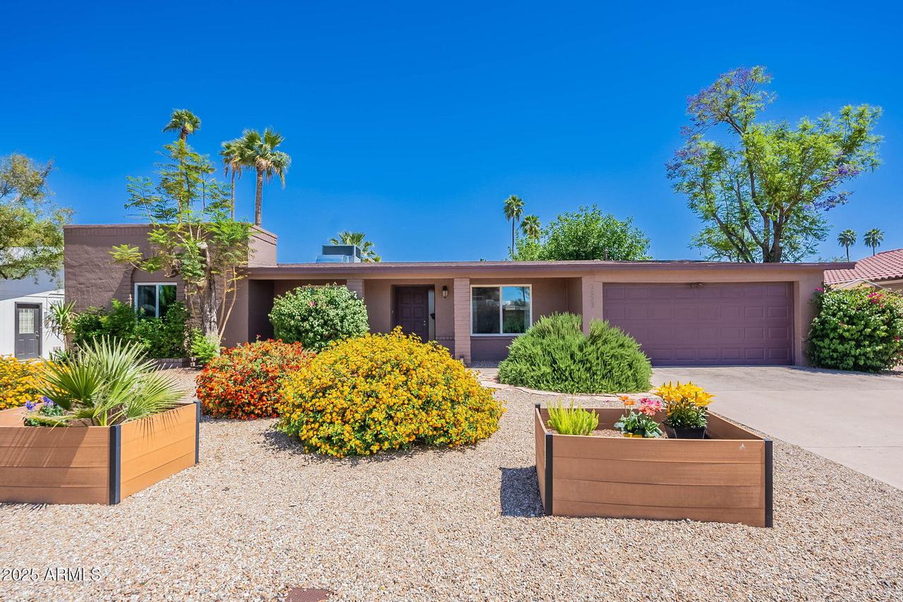 3823 E Poinsettia Dr., Phoenix, AZ 85028