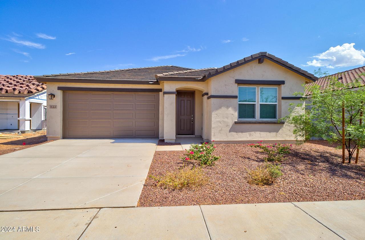 1122 E Meadowbrook Dr., Casa Grande, AZ 85122