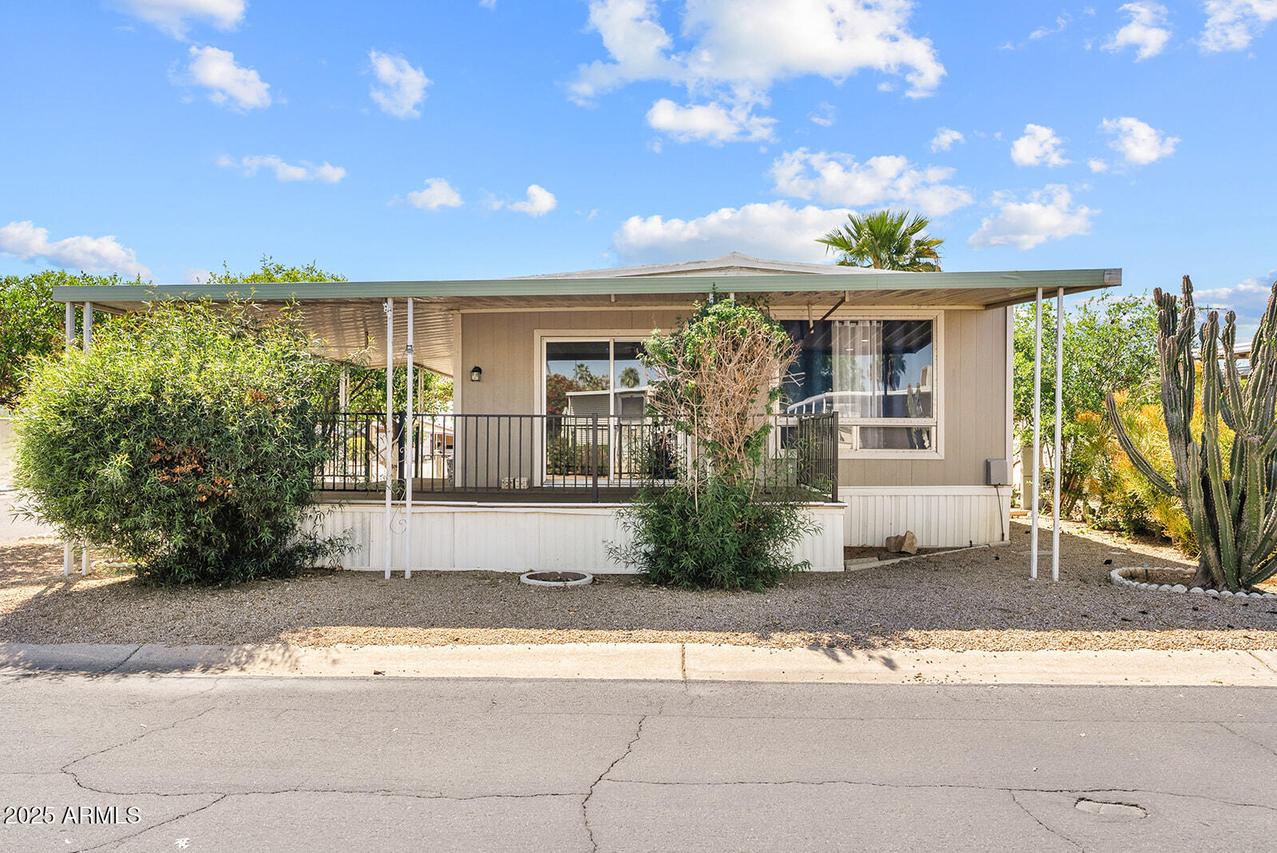 2650 W Union Hills Dr. #100, Phoenix, AZ 85027