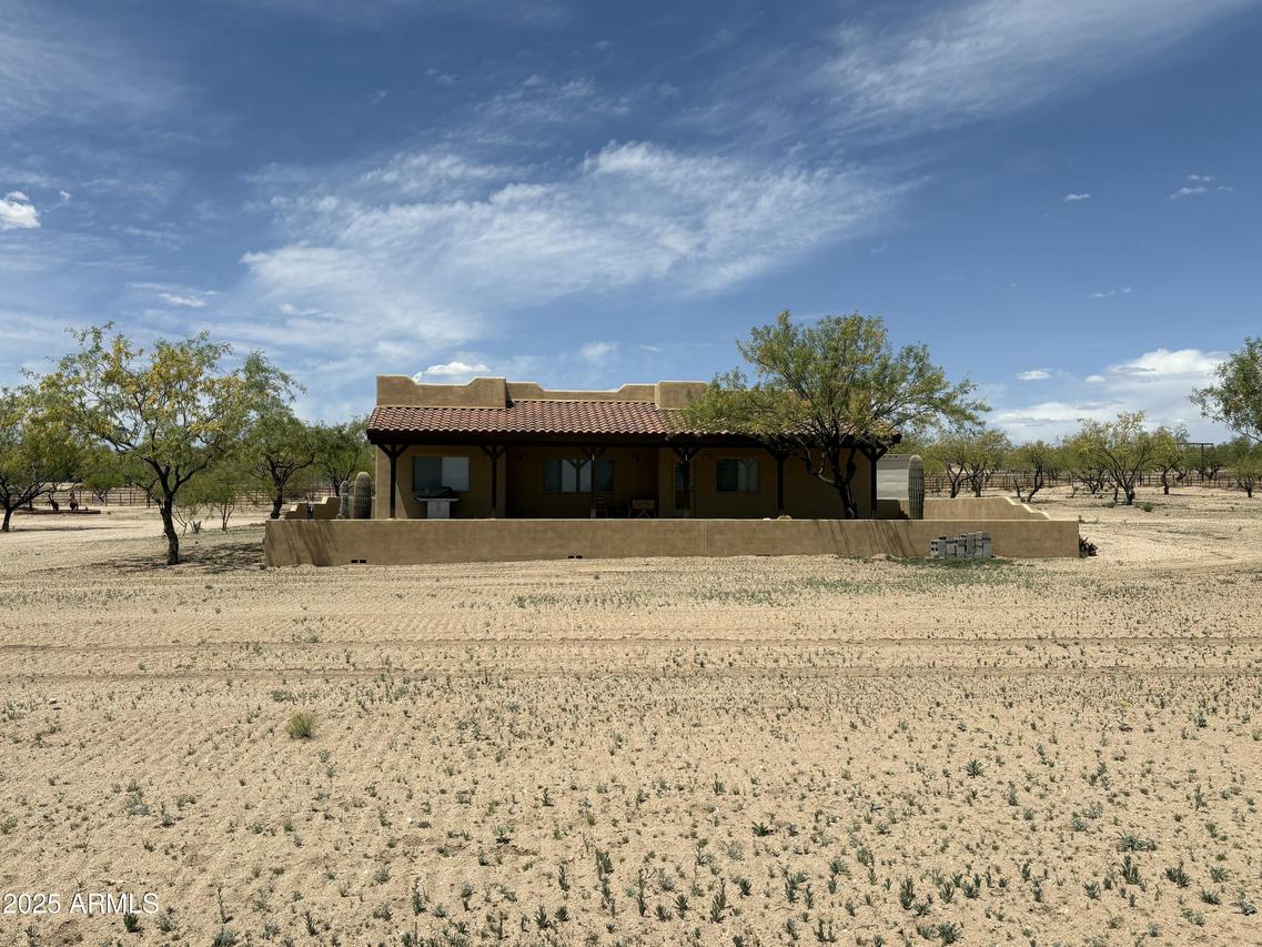 29281 S Buckaroo Rd., Congress, AZ 85332