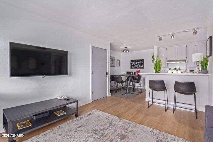 8055 E Thomas Rd. #C203, Scottsdale, AZ 85251