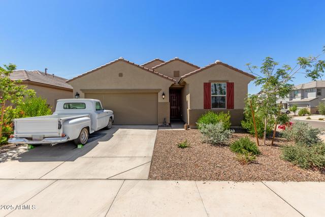 New Homes For Sale This Week That Attend Desert Oasis Elementary School: April 25th to May 1st