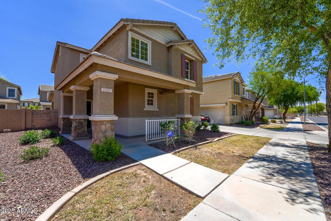 2337 E Fraktur Rd., Phoenix, AZ 85040
