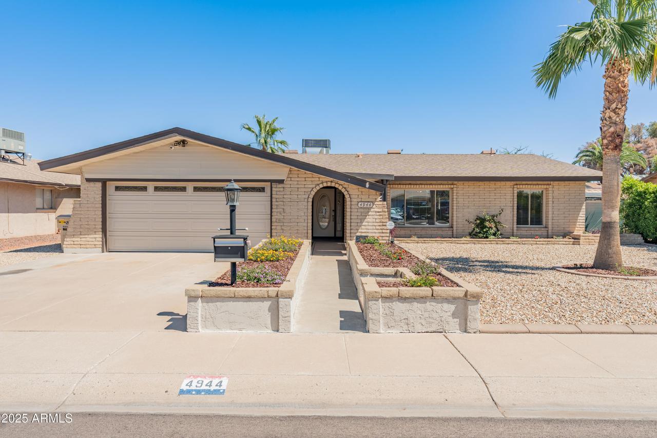4944 W Vista Ave., Glendale, AZ 85301