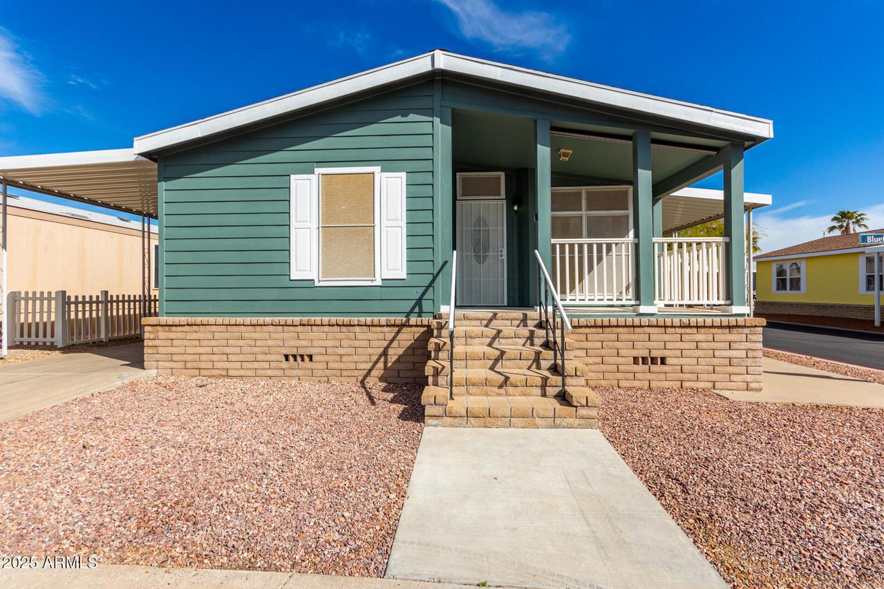 2120 E Bluefield Ave. #108, Phoenix, AZ 85022