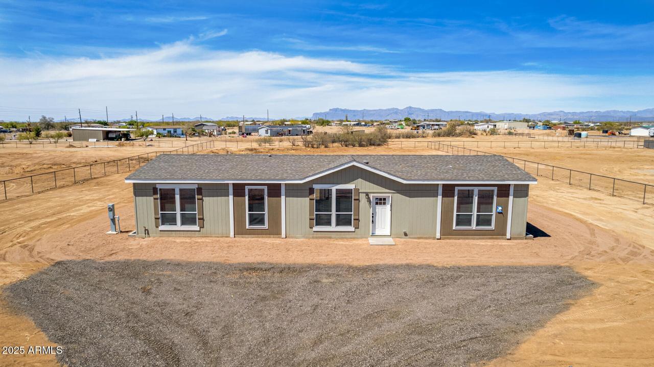10268 E Bamboo Ln., San Tan Valley, AZ 85143