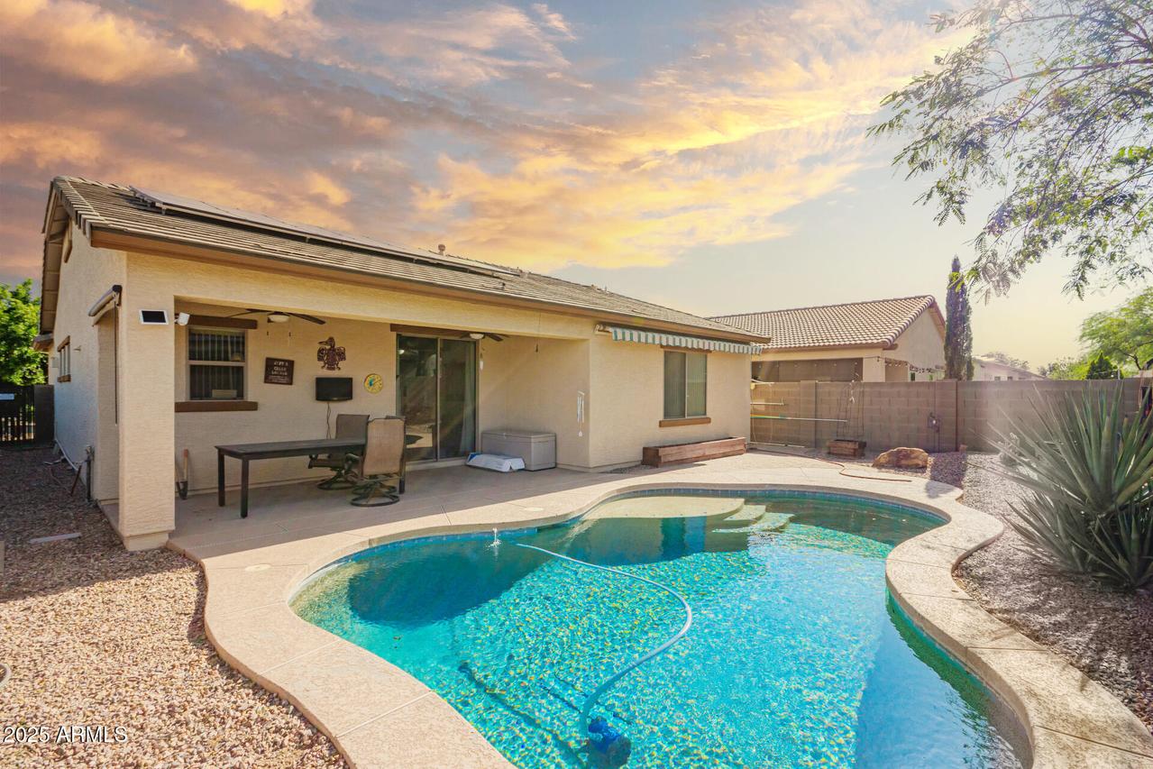 16448 W Tether Tr., Surprise, AZ 85387