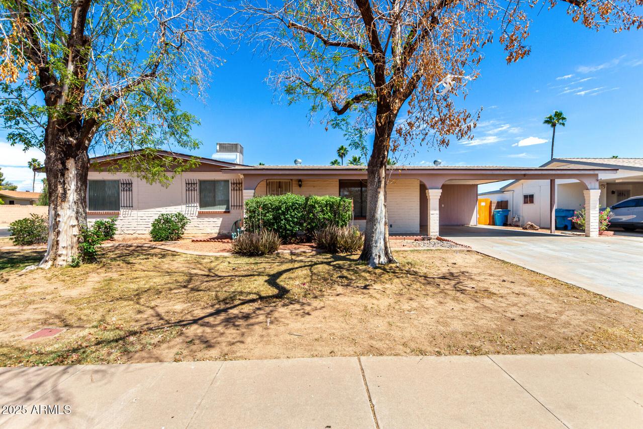 9227 N 36th Dr., Phoenix, AZ 85051