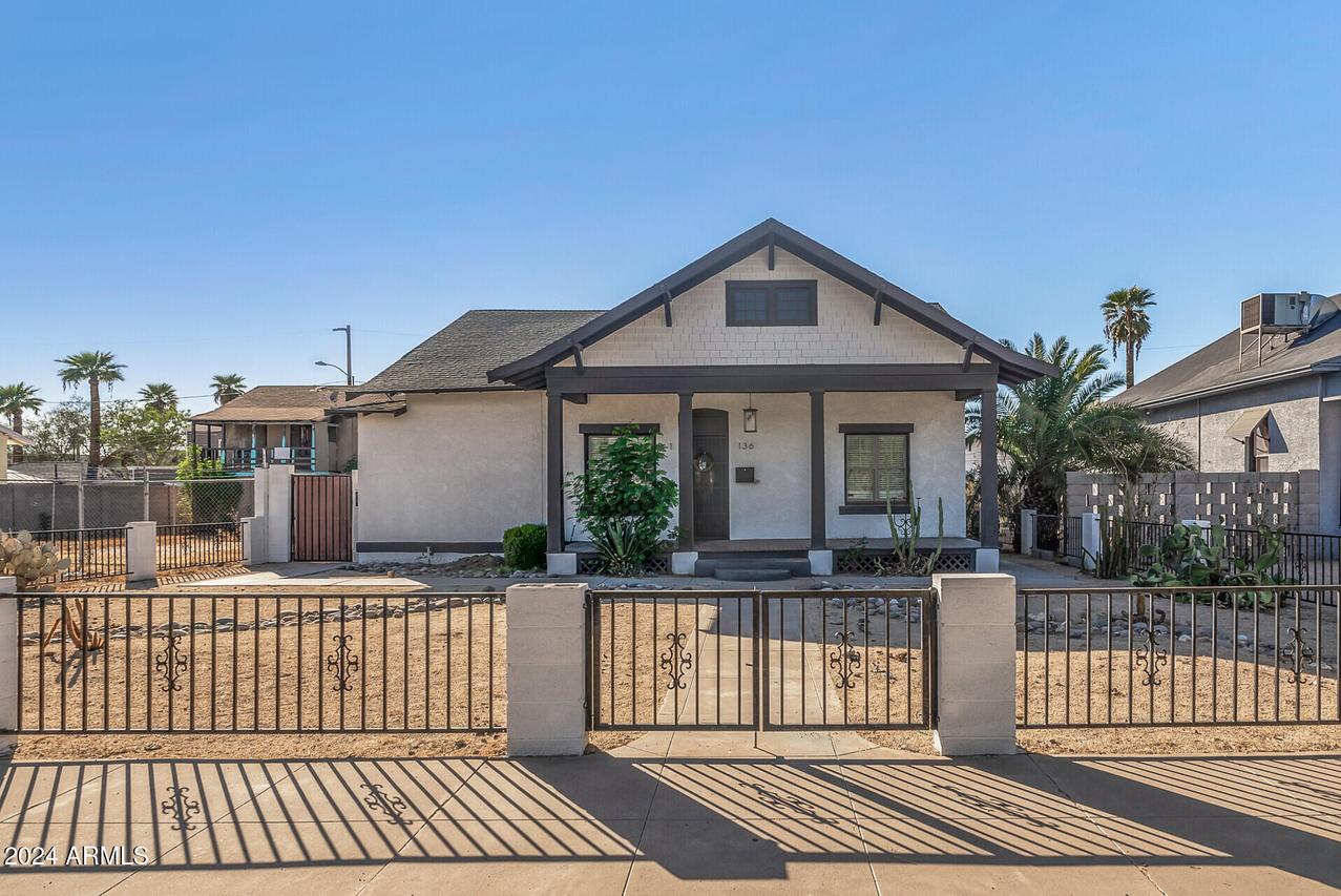 136 N 11th Ave., Phoenix, AZ 85007