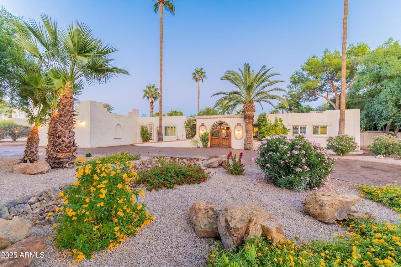 10019 N 56th St., Paradise Valley, AZ 85253