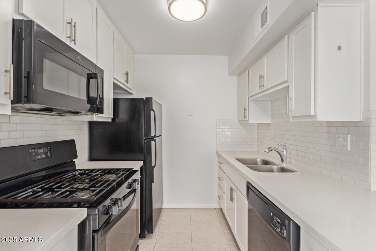 1701 W Tuckey Ln. #231, Phoenix, AZ 85015