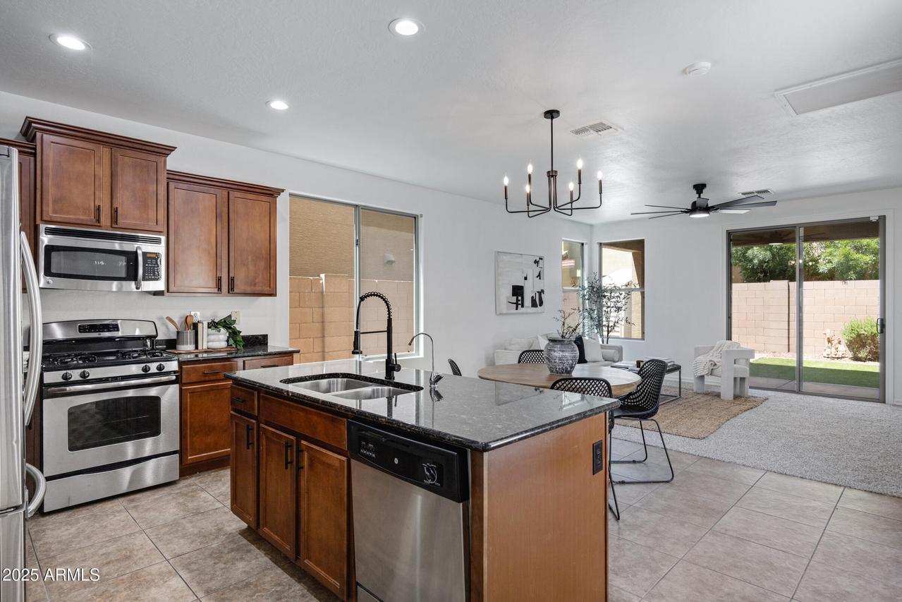 19172 E Kingbird Dr., Queen Creek, AZ 85142