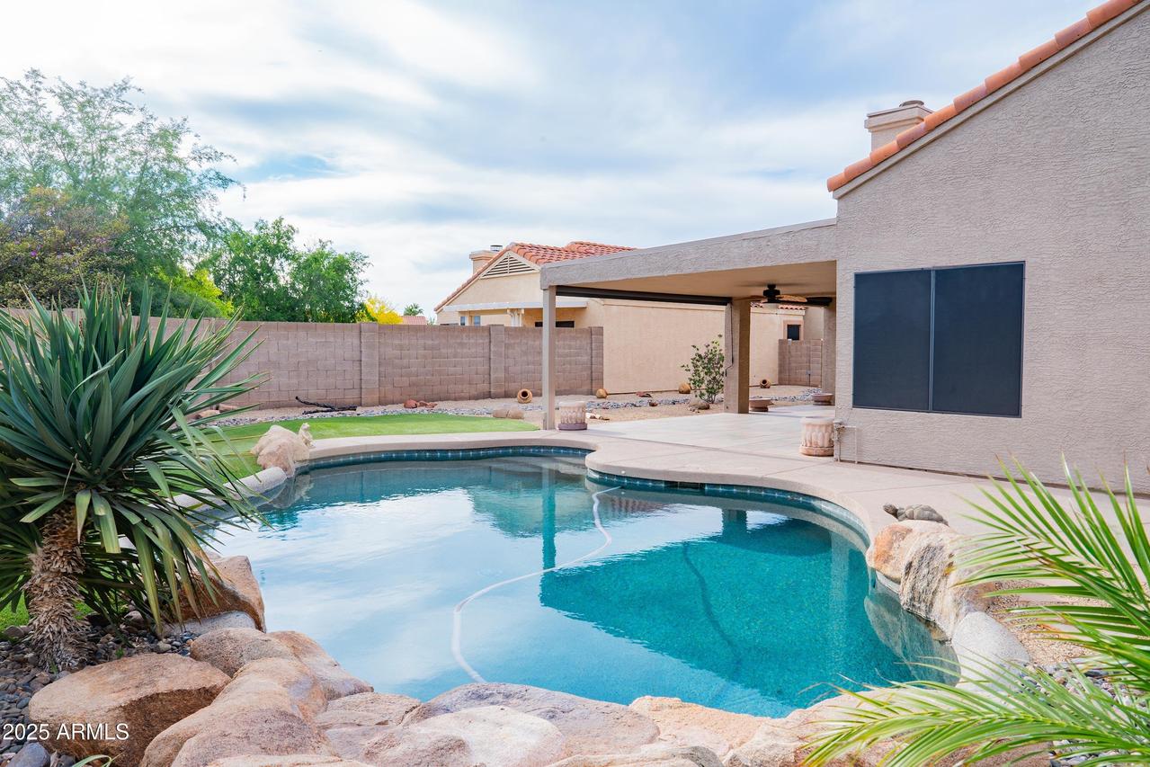 8635 W Country Gables Dr., Peoria, AZ 85381