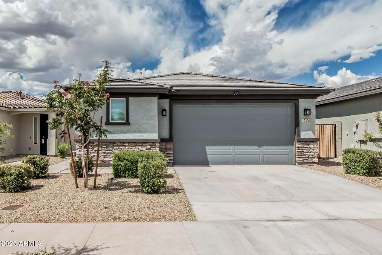 17376 W Via De Luna Dr., Surprise, AZ 85387