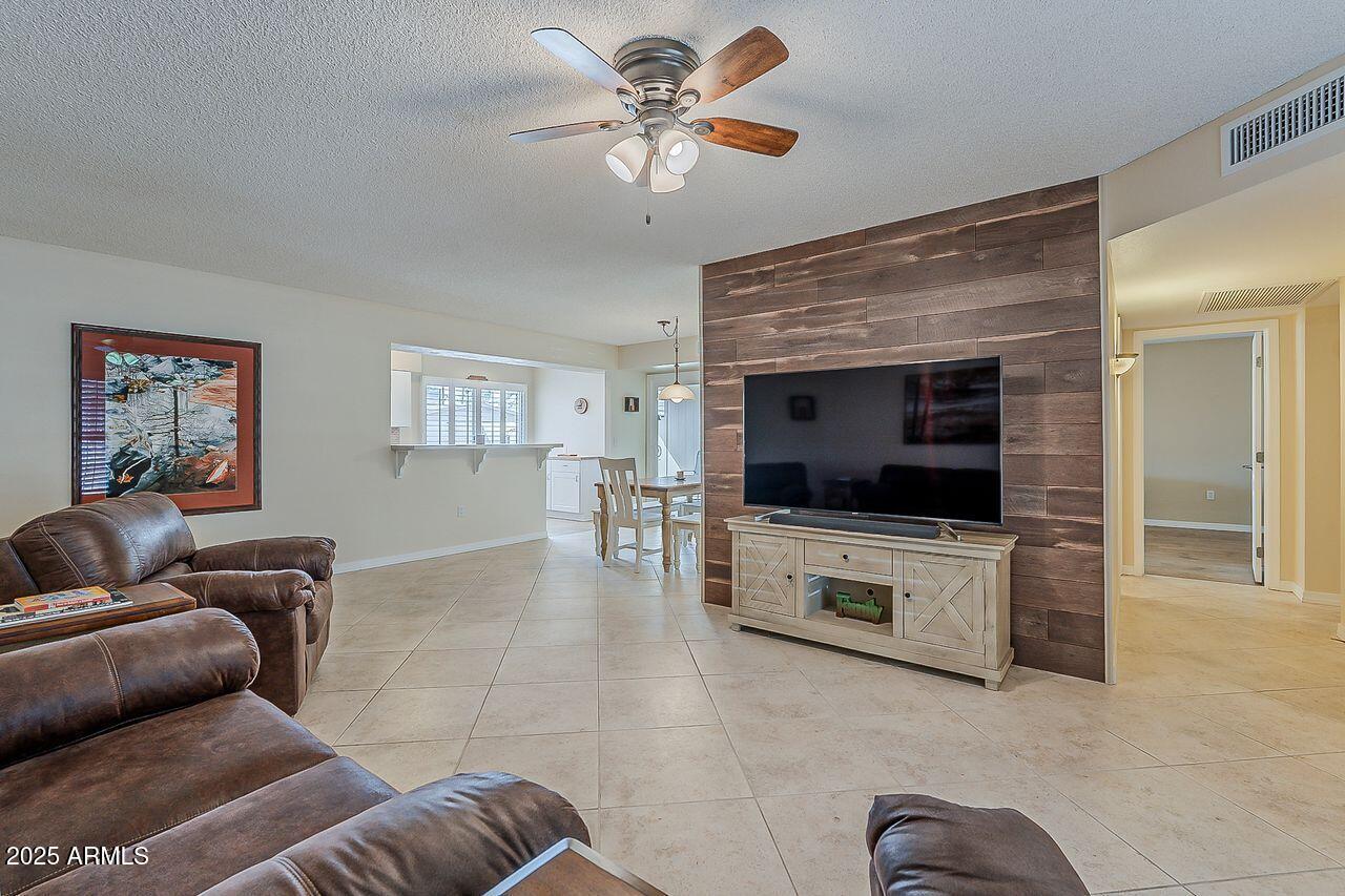 19211 N Camino Del Sol Dr., Sun City West, AZ 85375