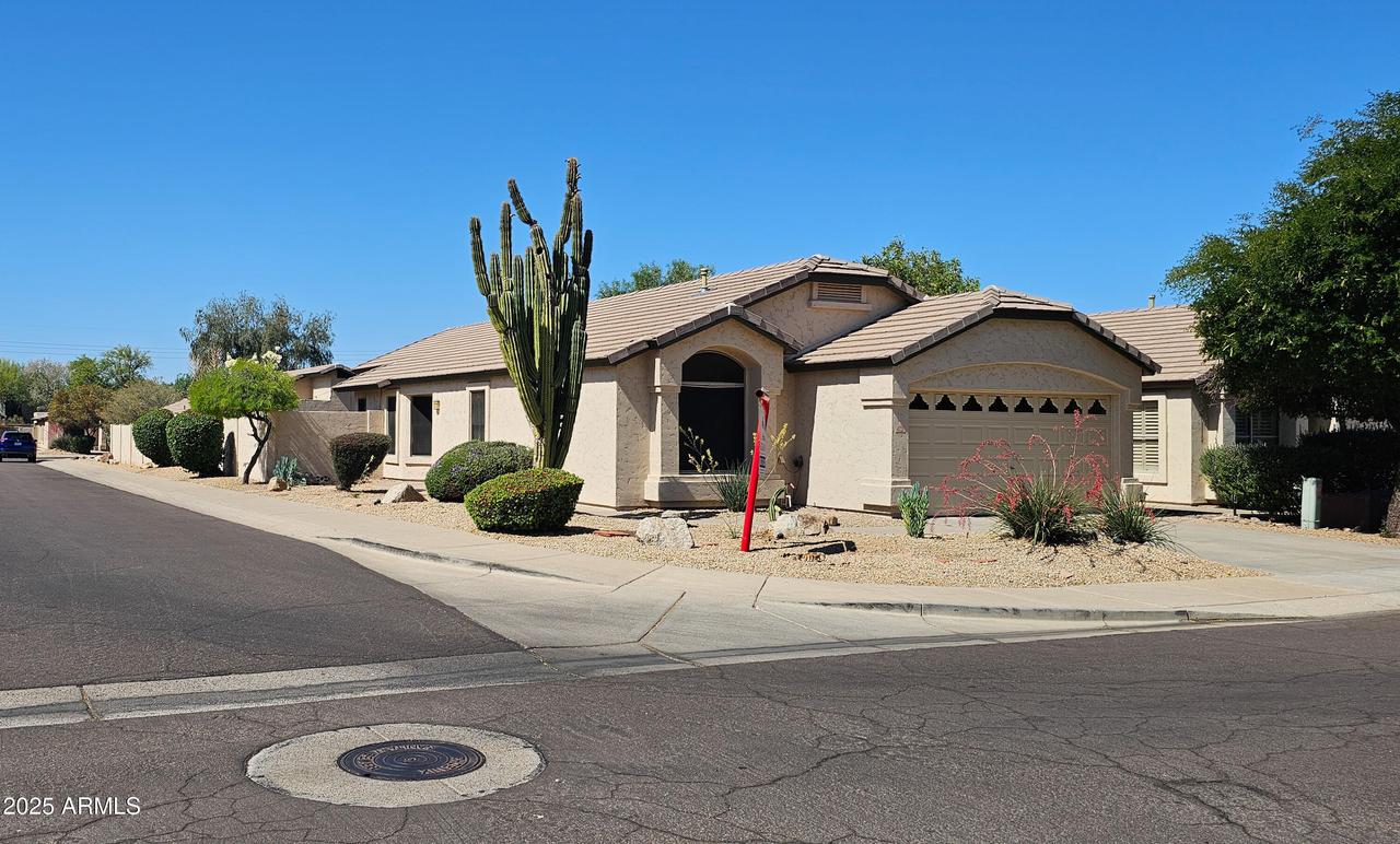 4721 E Abraham Ln., Phoenix, AZ 85050