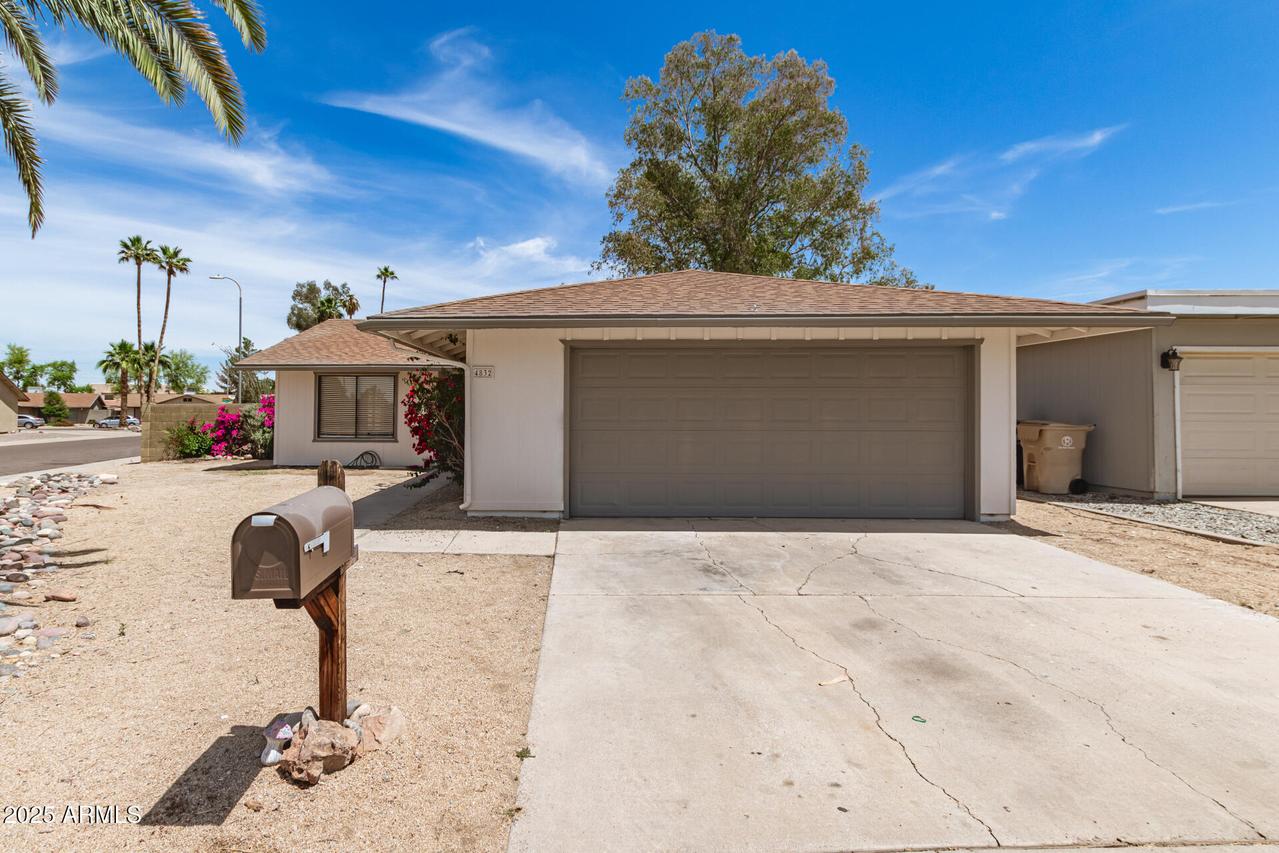 4832 W Golden Ln., Glendale, AZ 85302