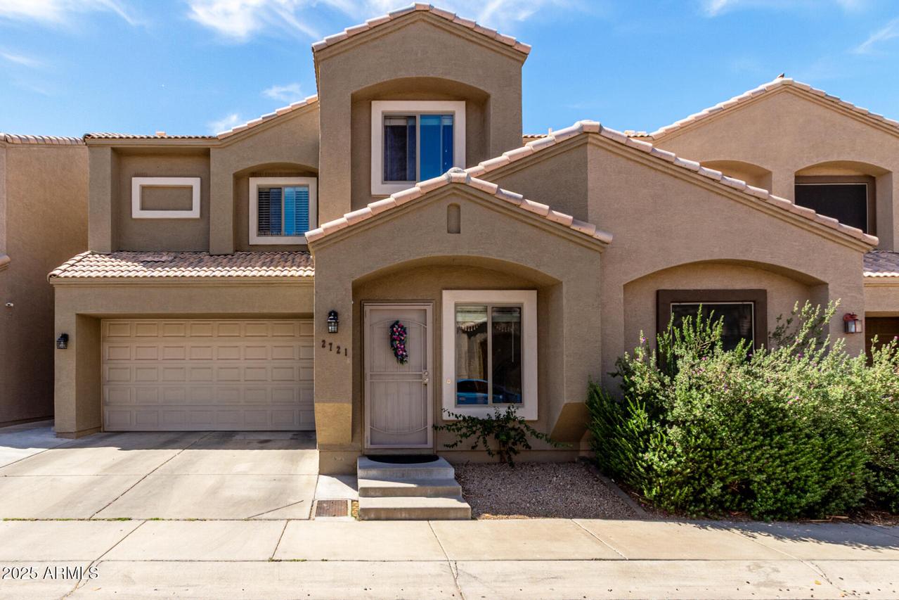 2721 E Schiliro Cir., Phoenix, AZ 85032