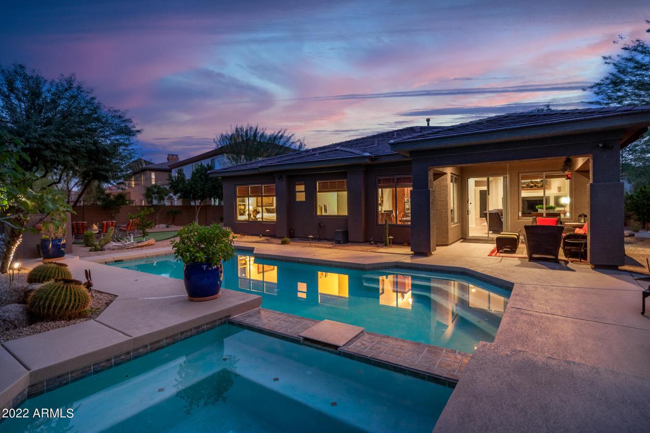 2038 W Whisper Rock Tr., Phoenix, AZ 85085