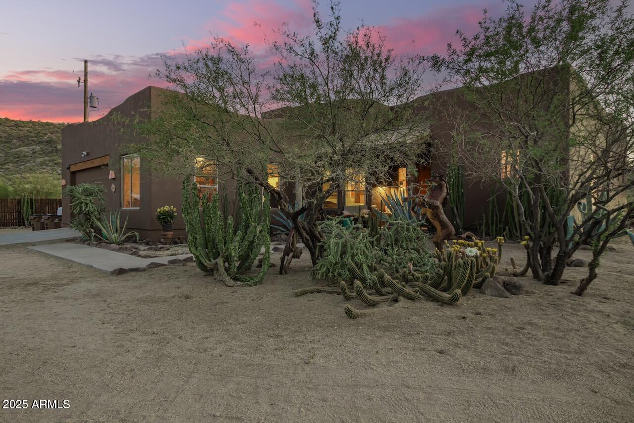 43014 N 12th St., New River, AZ 85087