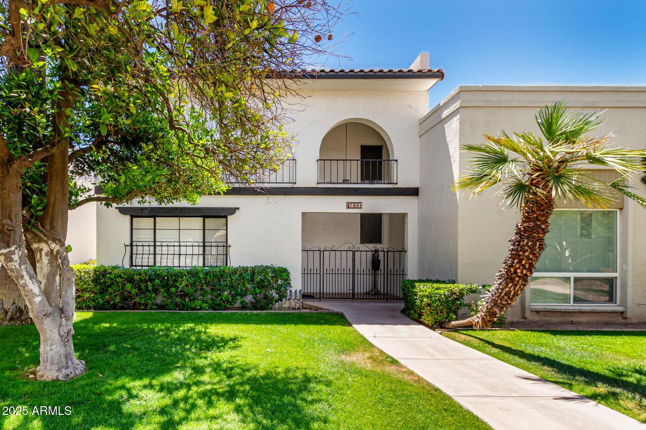 7684 E Minnezona Ave., Scottsdale, AZ 85251