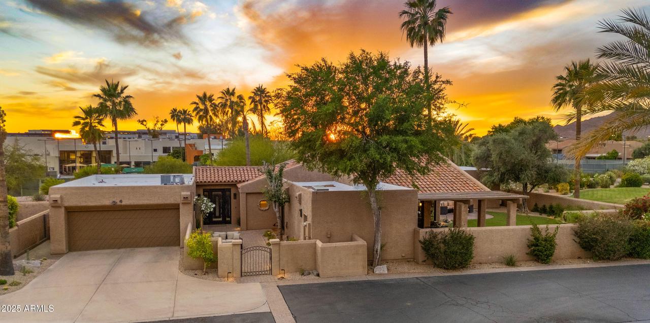 4450 E Camelback Rd. #4, Phoenix, AZ 85018
