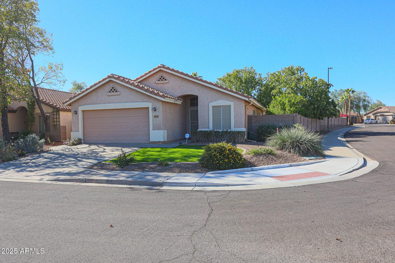 18116 N Catherine Dr., Surprise, AZ 85374