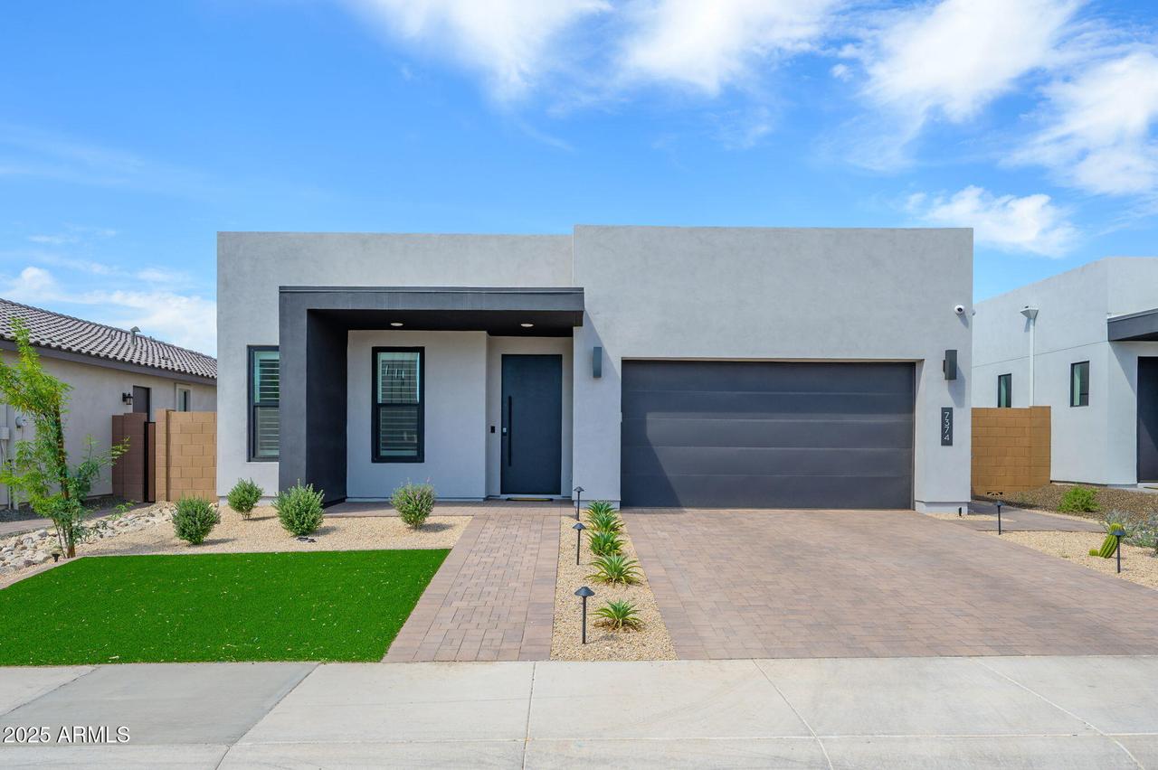7374 W Bent Tree Dr., Peoria, AZ 85383