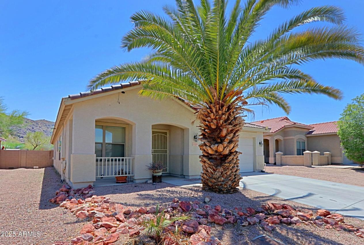 1125 E Milada Dr., Phoenix, AZ 85042