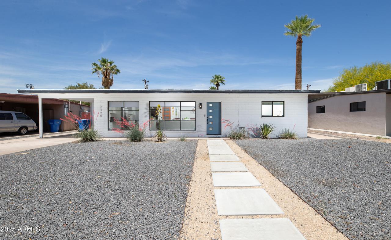 2320 E Mulberry Dr., Phoenix, AZ 85016