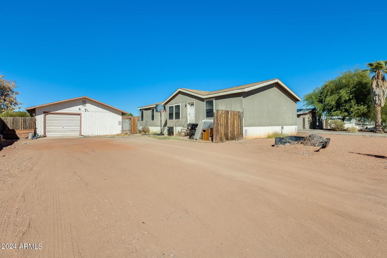 3840 W Abraham Ln., Glendale, AZ 85308