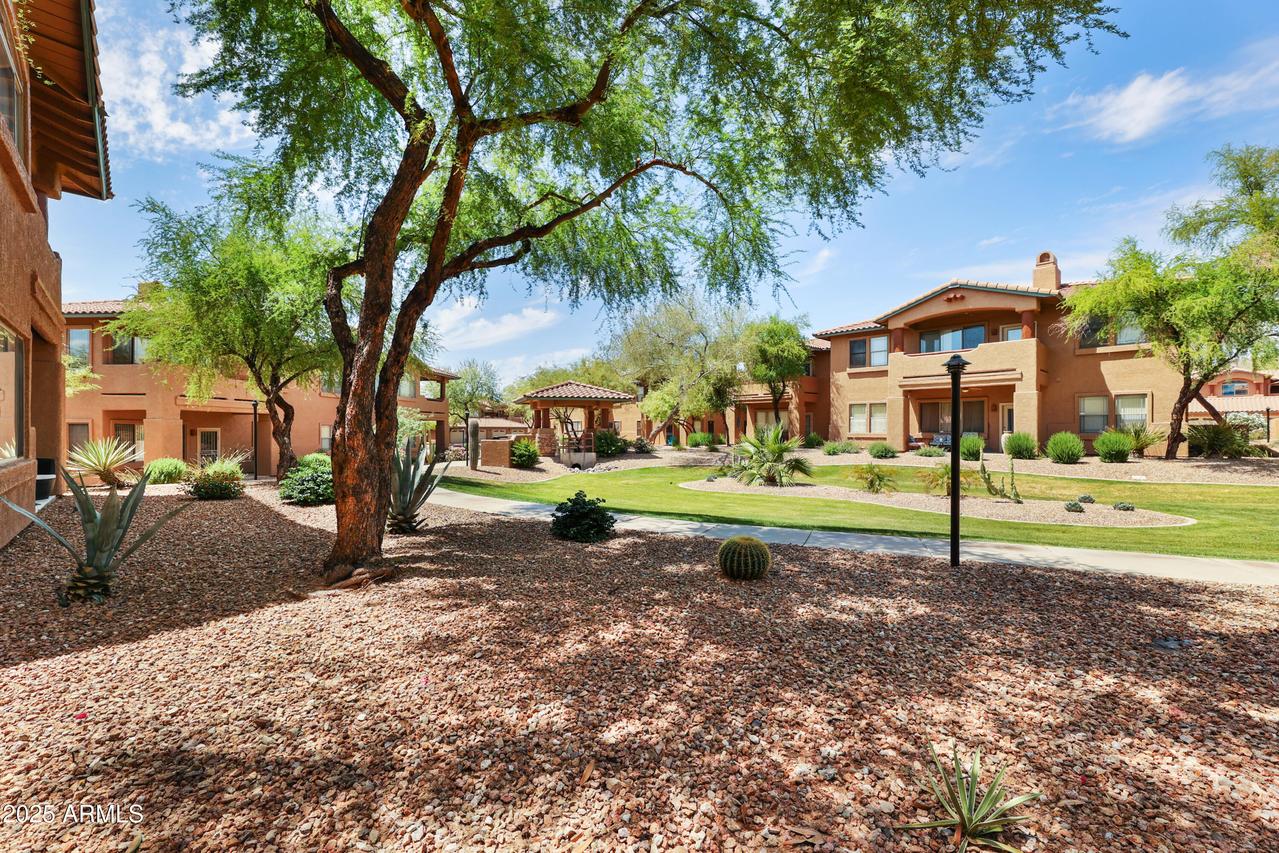 11500 E Cochise Dr. #1015, Scottsdale, AZ 85259