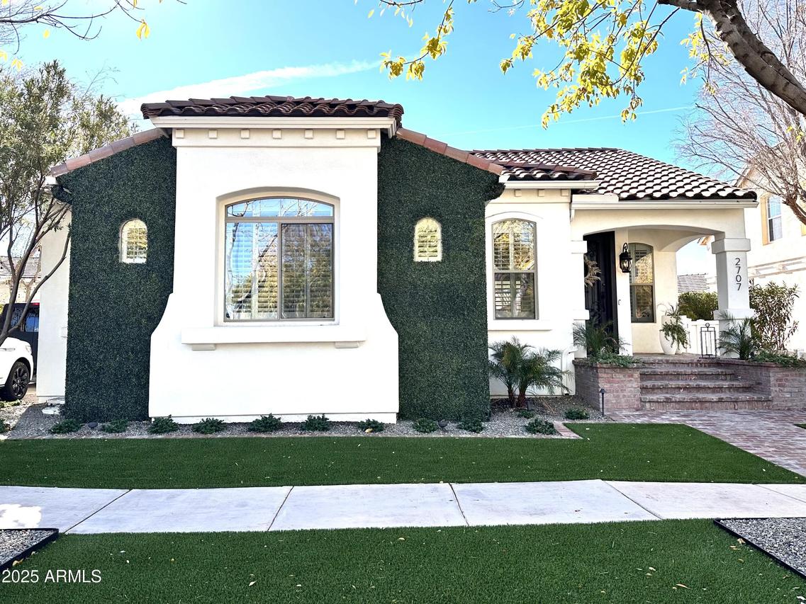 2707 E James St., Gilbert, AZ 85296