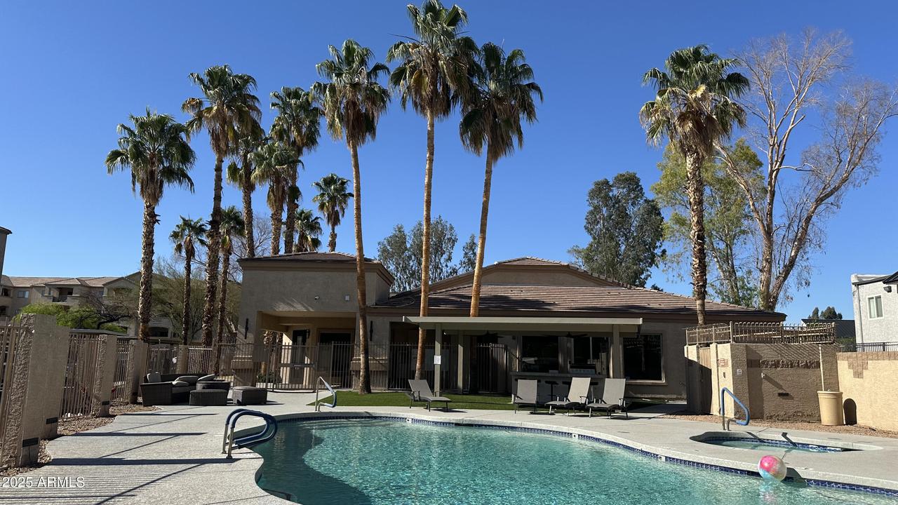 920 E Devonshire Ave. #2005, Phoenix, AZ 85014