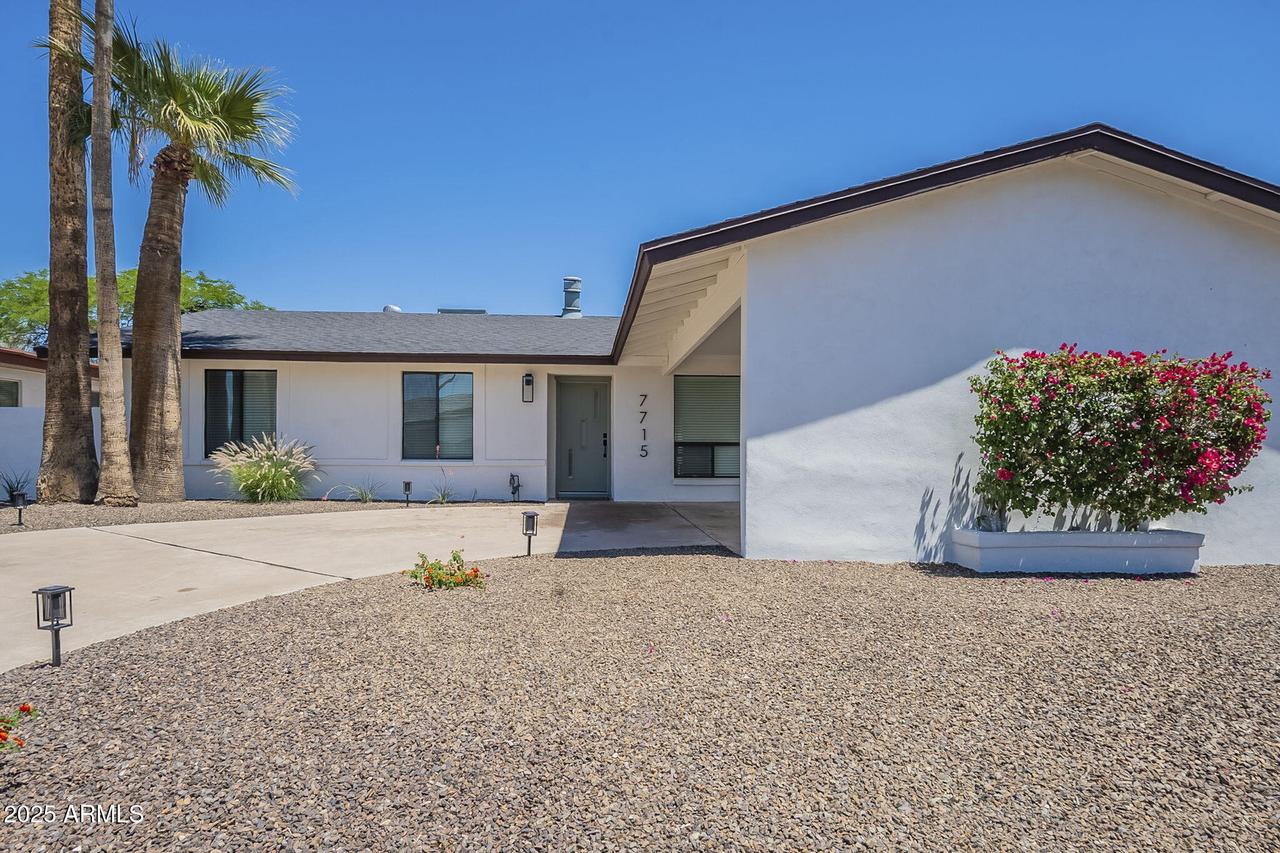 7715 N 13th St., Phoenix, AZ 85020