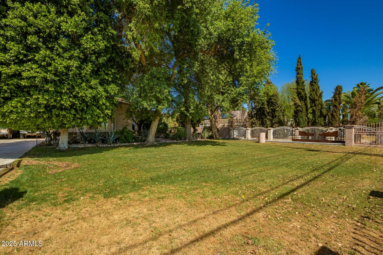 7804 S 15th Ave., Phoenix, AZ 85041