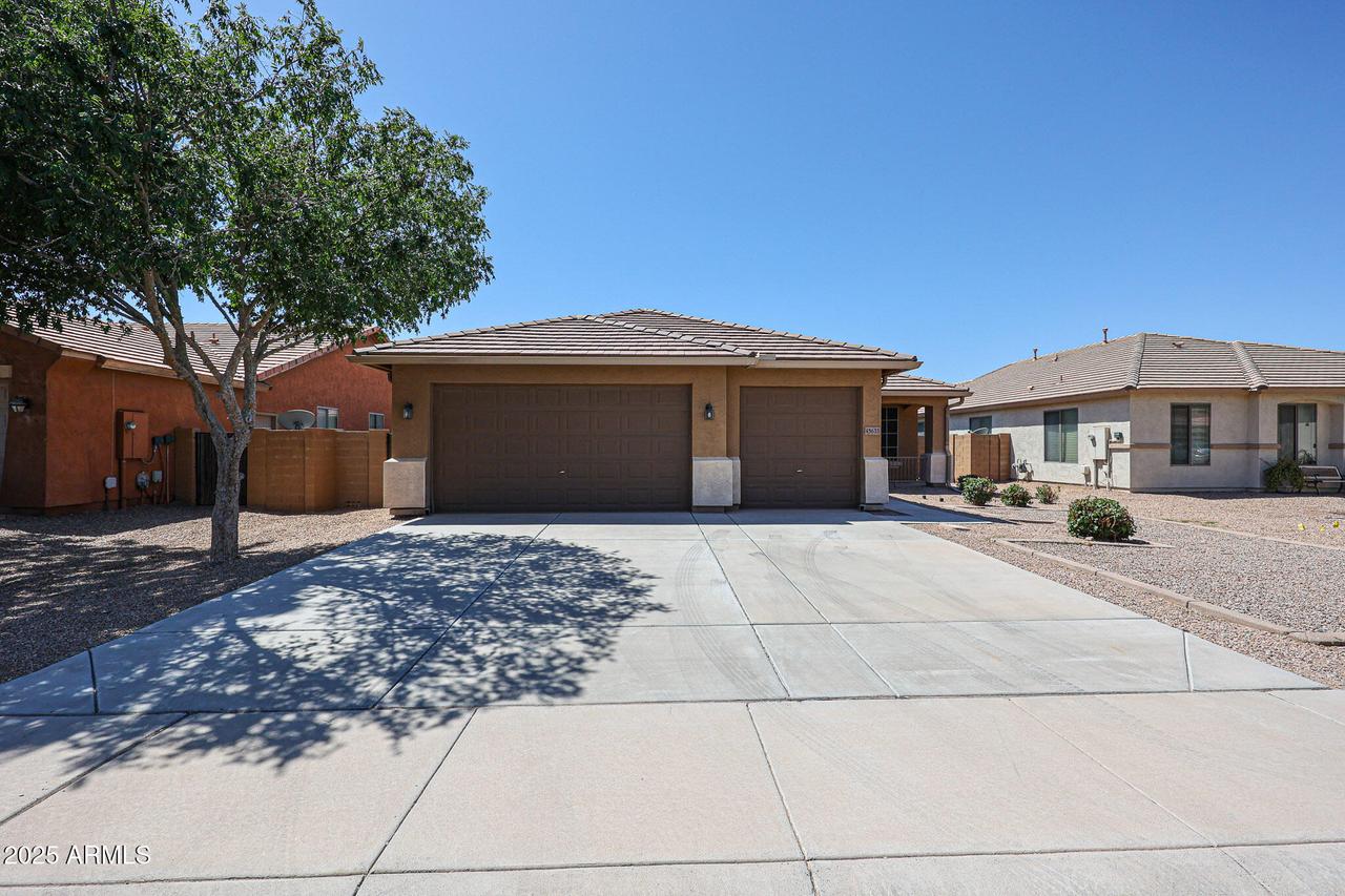 45633 W Mountain View Rd., Maricopa, AZ 85139