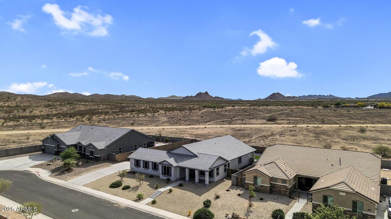 27550 N Silverleaf Rd., San Tan Valley, AZ 85143