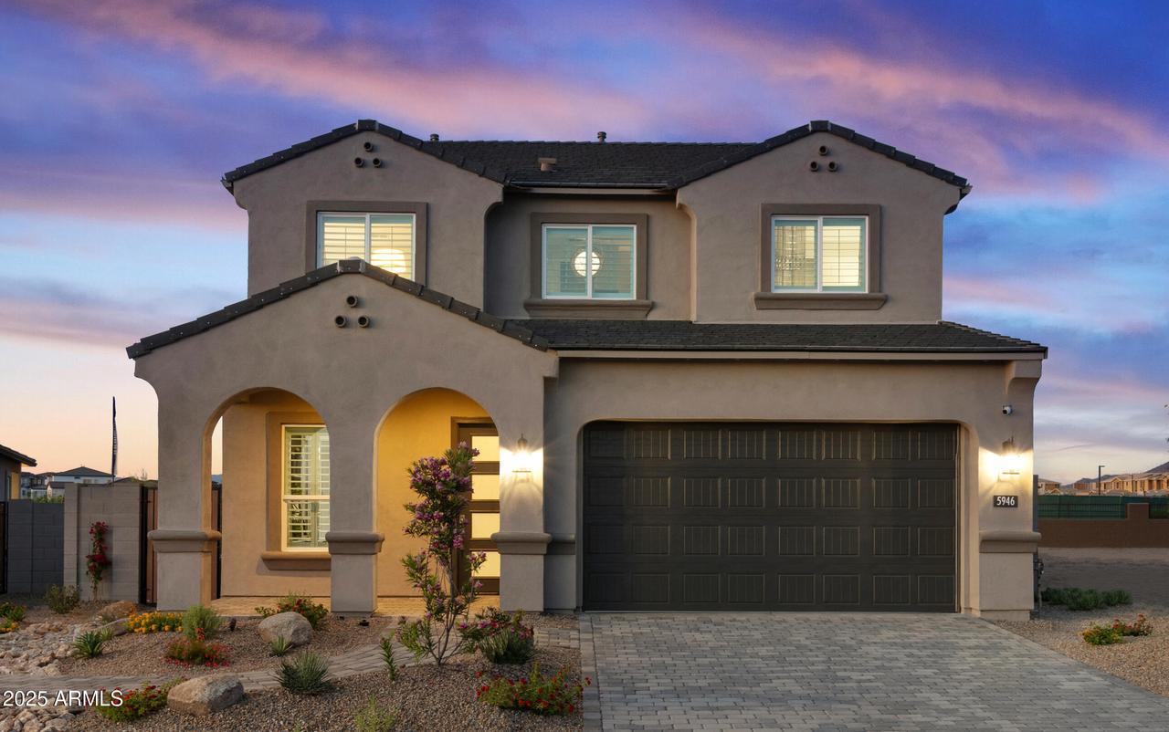 17831 W Mission Ln., Waddell, AZ 85355
