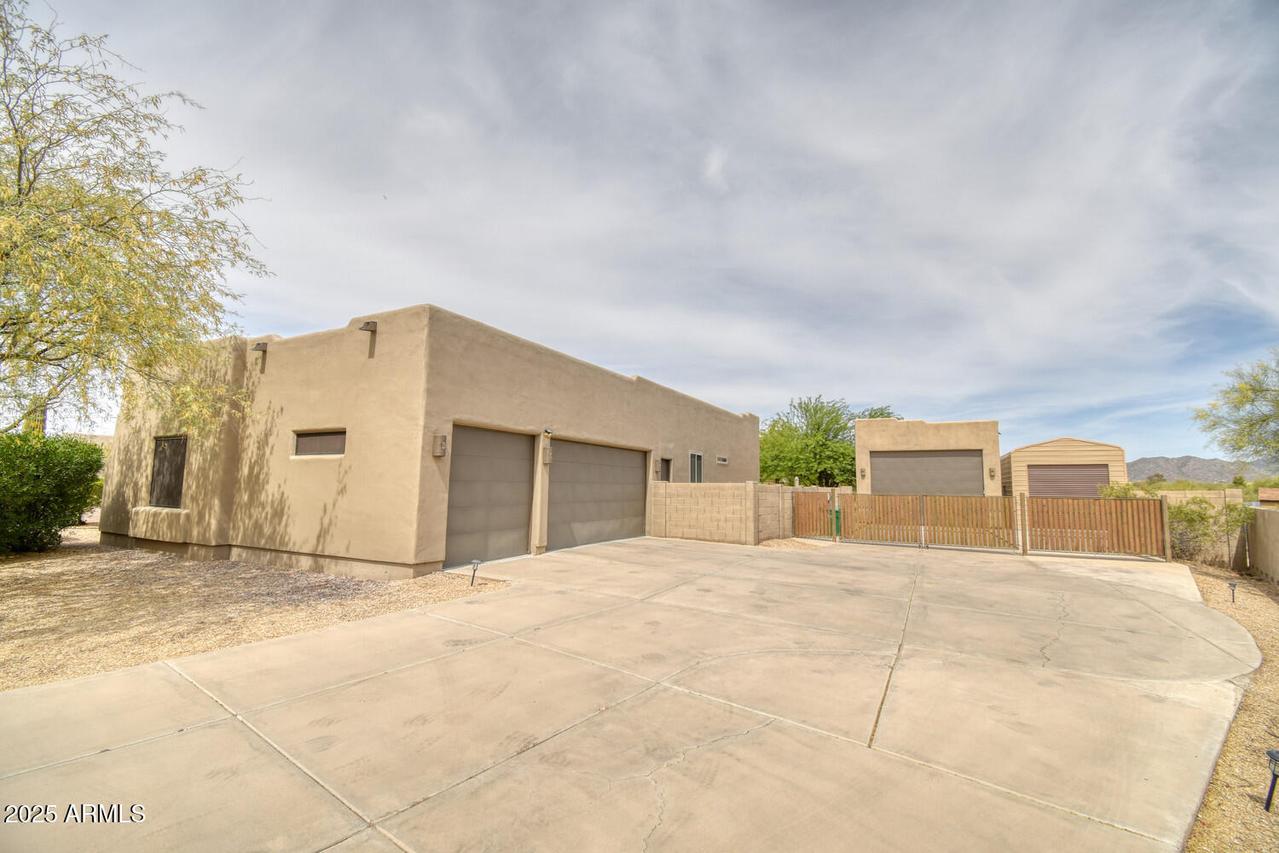 36707 N 16th St., Phoenix, AZ 85086