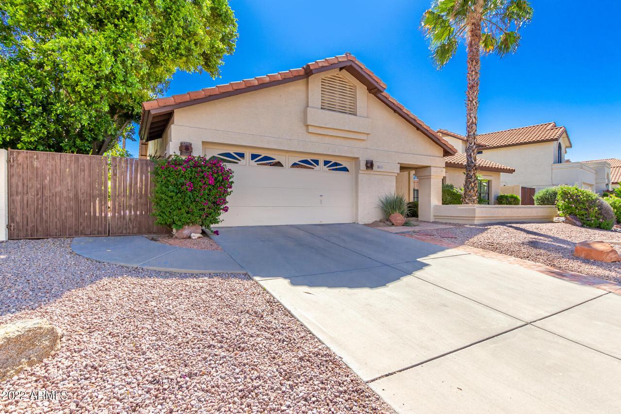 6122 E Saddleback St., Mesa, AZ 85215