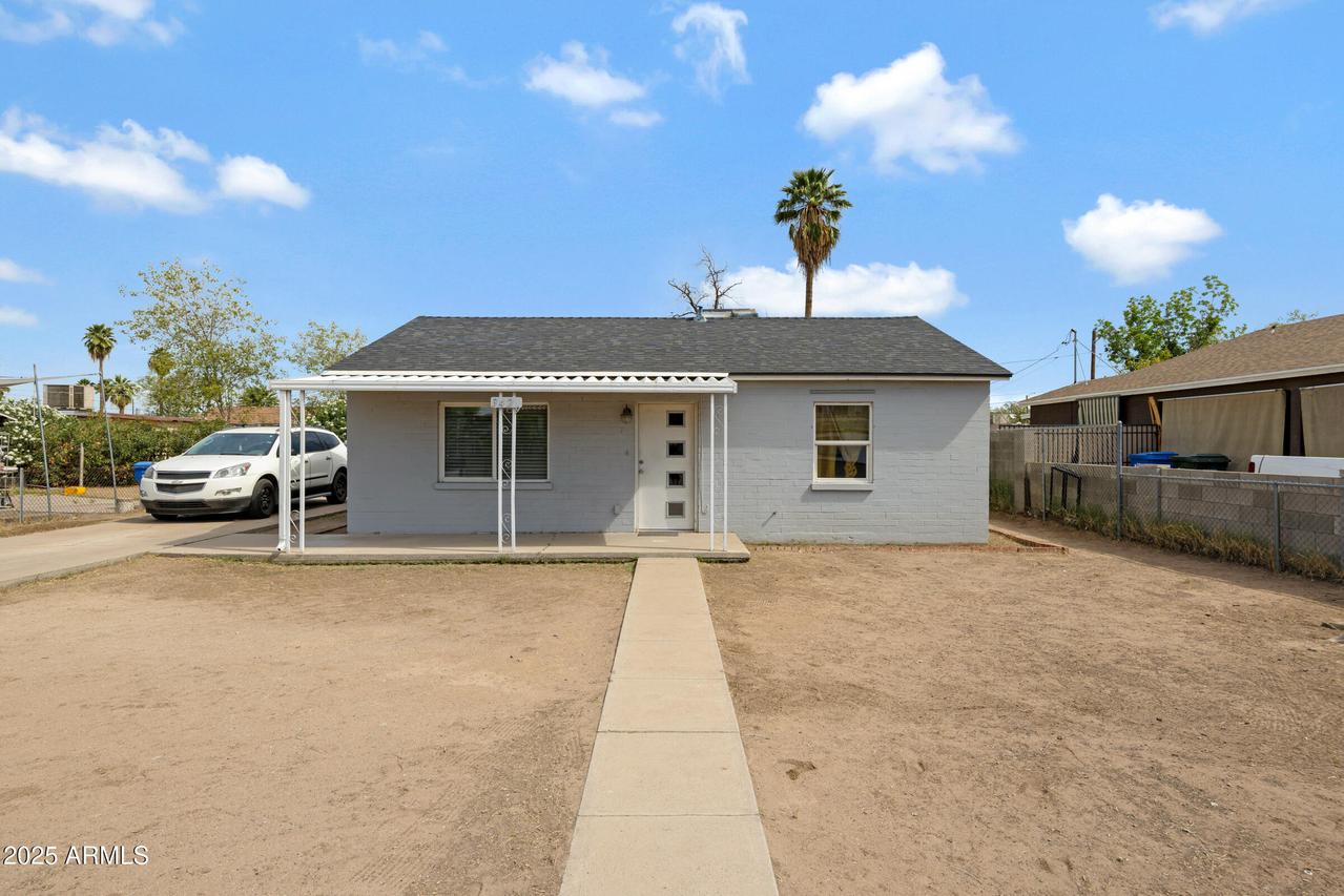 3426 W Maricopa St., Phoenix, AZ 85009