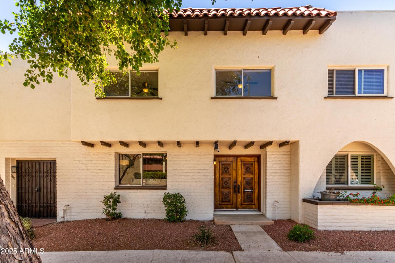 7665 E Montecito Ave., Scottsdale, AZ 85251