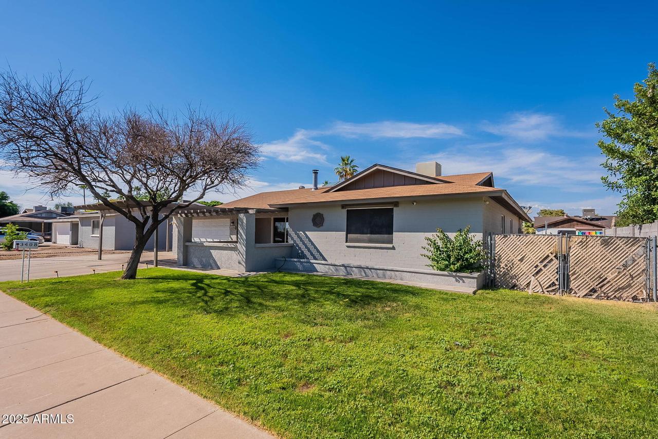 3408 W Carol Ave., Phoenix, AZ 85051