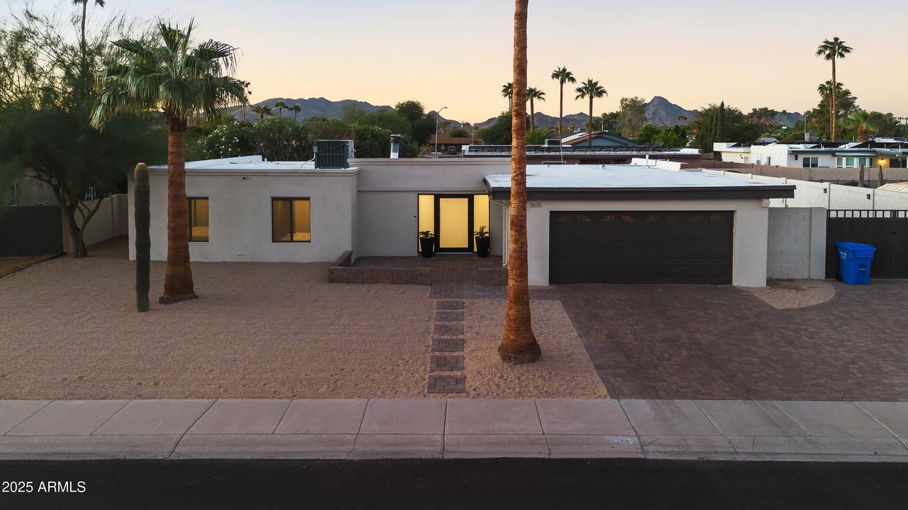 3615 E Charter Oak Rd., Phoenix, AZ 85032