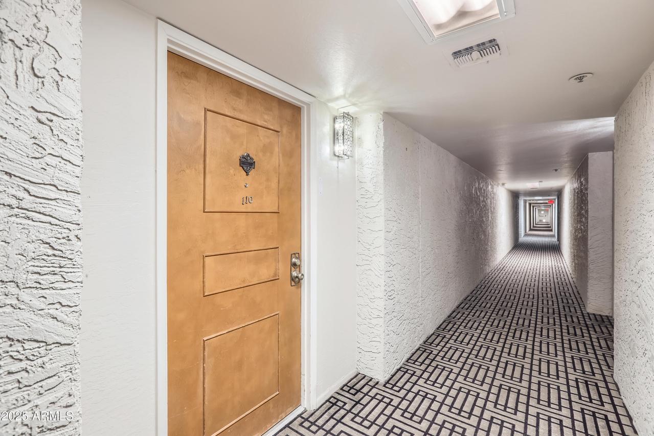 7970 E Camelback Rd. #110, Scottsdale, AZ 85251