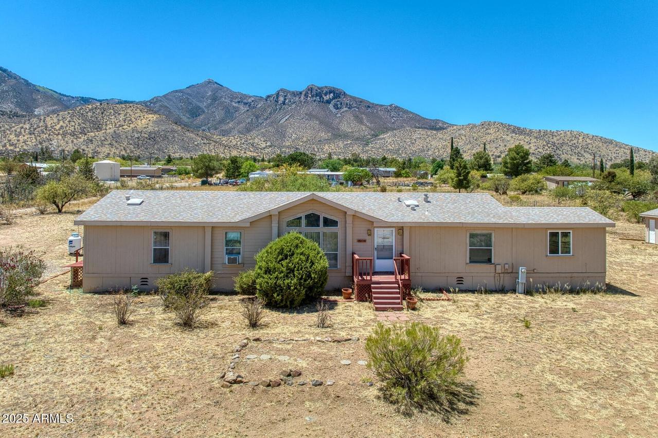 5131 E Bristlecone Ln., Hereford, AZ 85615