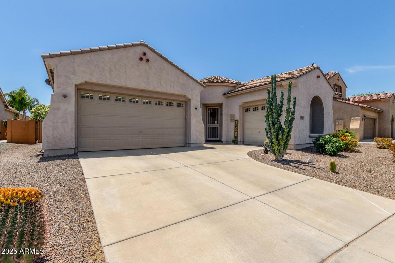 25995 W Sierra Pinta Dr., Buckeye, AZ 85396