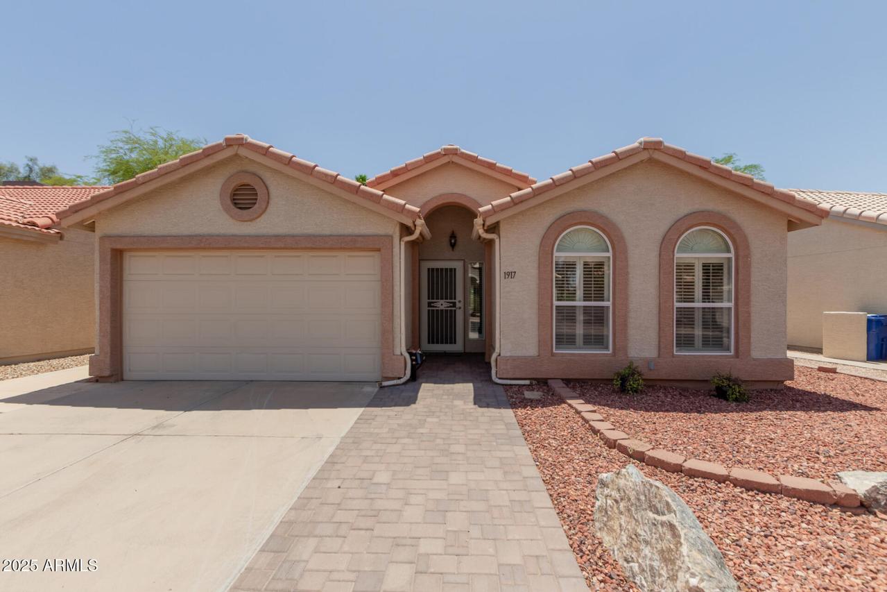 1917 E Lindrick Dr., Chandler, AZ 85249